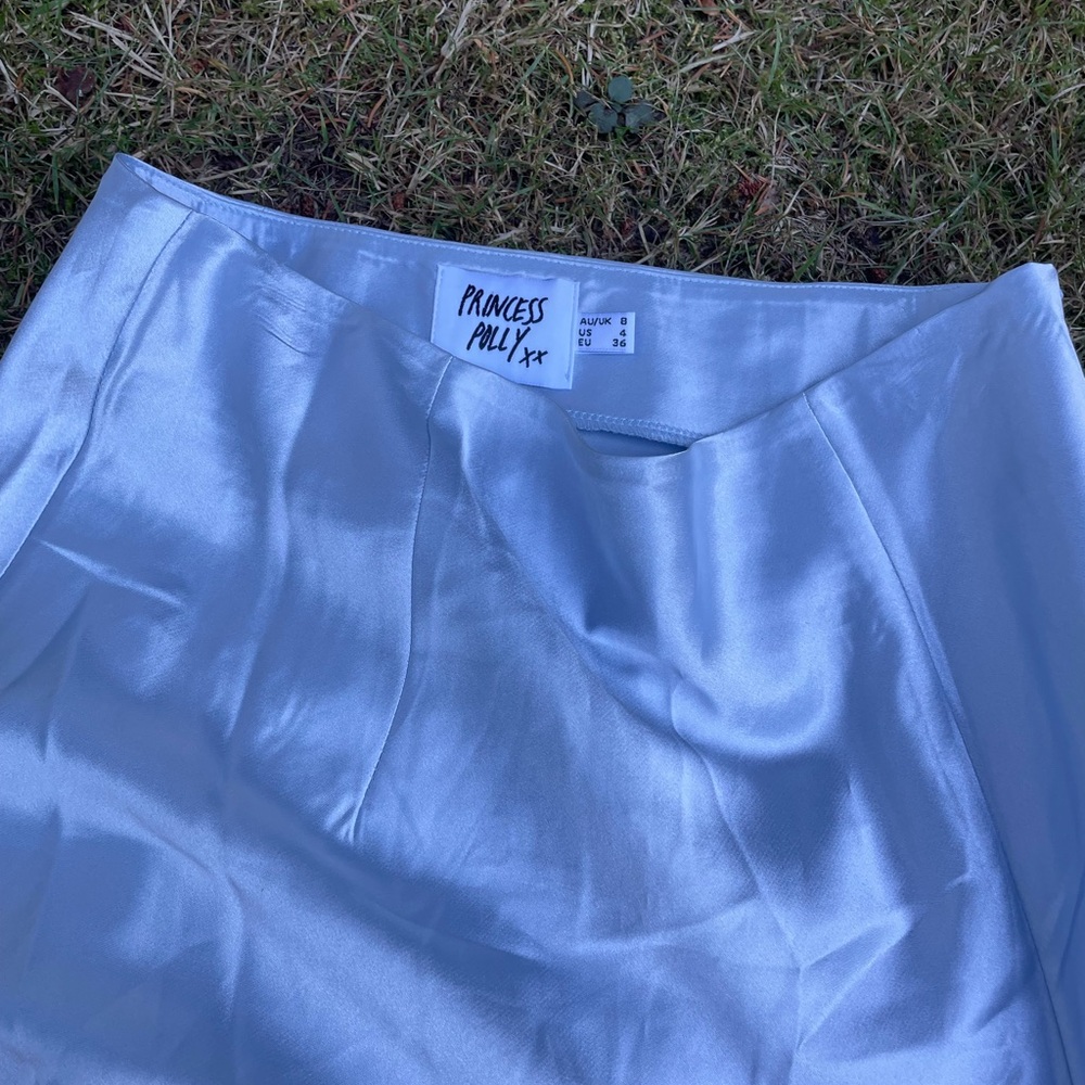 Princess Polly Sky Blue Satin Pencil Skirt. Size: medium